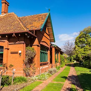 buxton-manor.adelaidehotels-au.com/