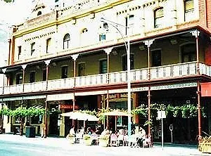 plaza-hotel.adelaidehotels-au.com/